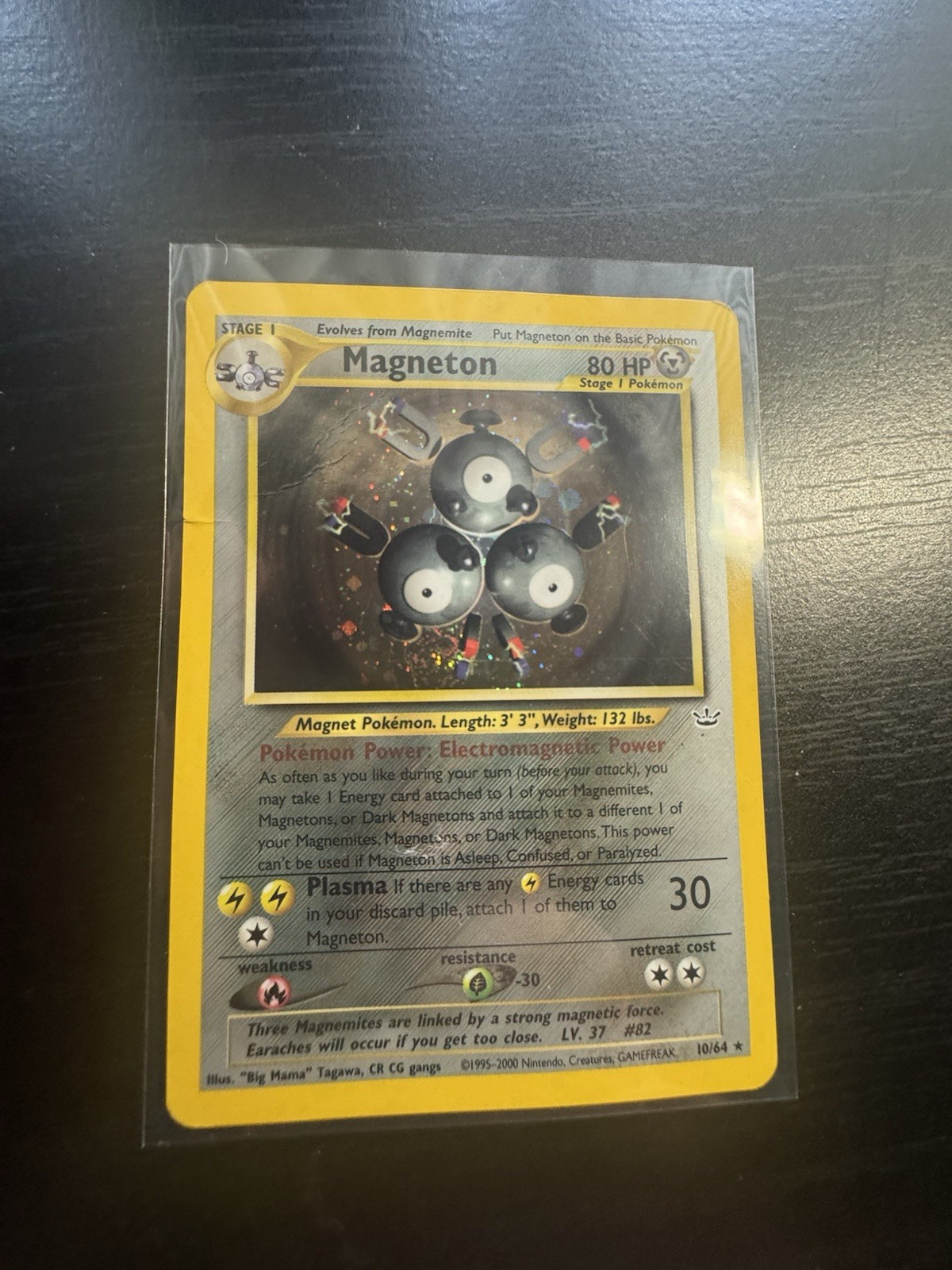 Magneton Holofoil #10 - Pokemon Neo Revelation