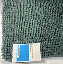 Chenille Bath Rug 17 In x 24 In Machine Washable - Green - Brand New