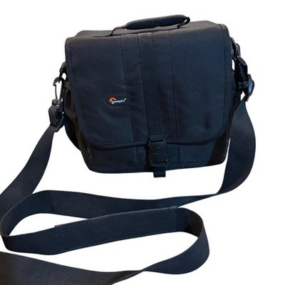 Lowepro camera Bag Adventura 140 Shoulder Bag Very Good Preowned Condition