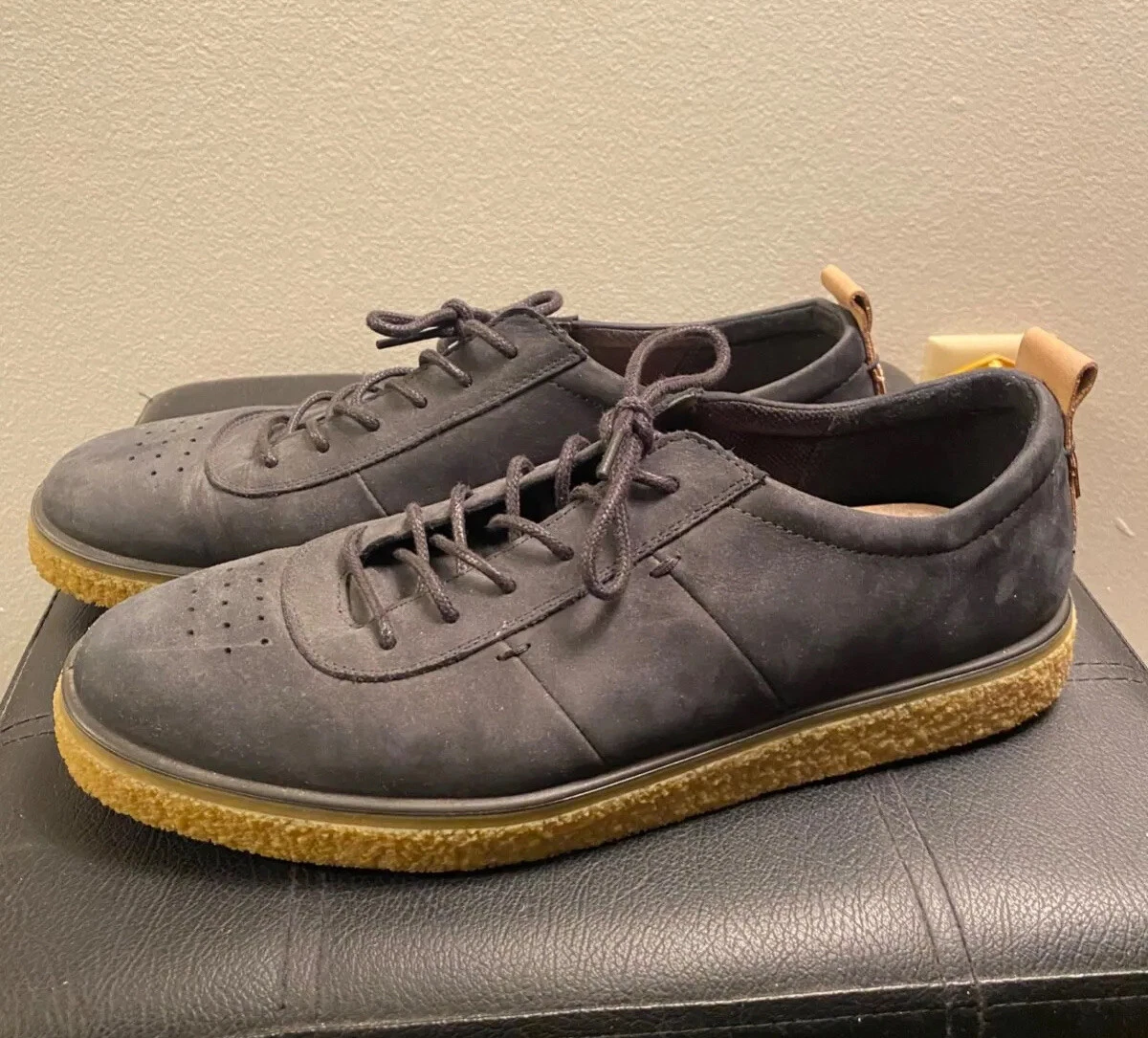 Ecco Women s Black Leather Dress Shoes with Gum Sole size 43 eBay