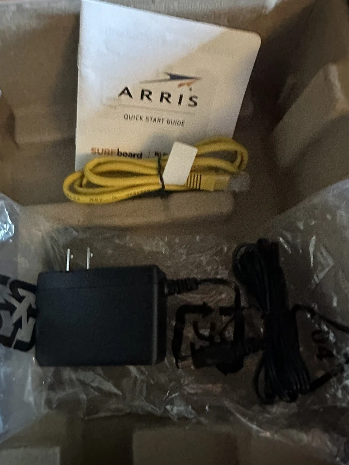 ARRIS SURFboard SBG8300 DOCSIS 3.1 Multi-Gig Download Speed Wi-Fi Cable Modem - Image 4 of 4