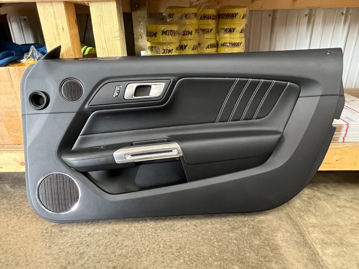 2018-2021 Mustang GT V6 EcoBoost RH Passenger Leather Insert Door