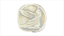 Hayleybug Mint Nefertiti 1 Troy Ounce .999 Fine Silver 83.12 per troy oz