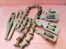 OLD WOODEN PRIMITIVE HAND MADE WOODEN PARTS OF WEAVING LOOM THREAD POOL