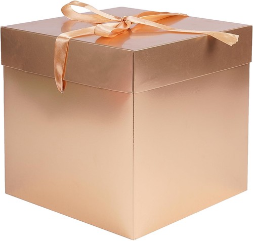 A Happy Golden Holiday Gift Wrap Ideas - Decor To Adore