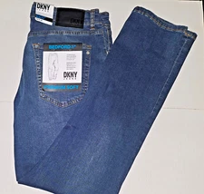 NEW WITH TAGS DKNY MEN'S 34x32 BEDFORD SLIM FIT STRAIGHT LEG STRETCH BLUE JEANS
