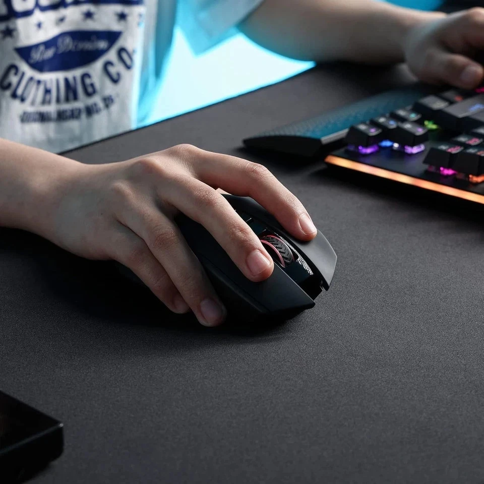 Redragon M656 Gainer Wireless Gaming Mouse, 4000 DPI 2.4Ghz Wireless Gamer Mouse - Image 2 of 4