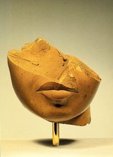 Ancient Egyptian Art Vintage Postcard - Fragmentary Head of a Queen