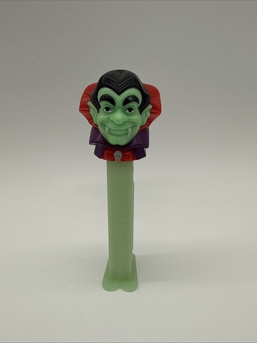 Pez Halloween Vampire, Glow-in-the-Dark Stem - Picture 2 of 10