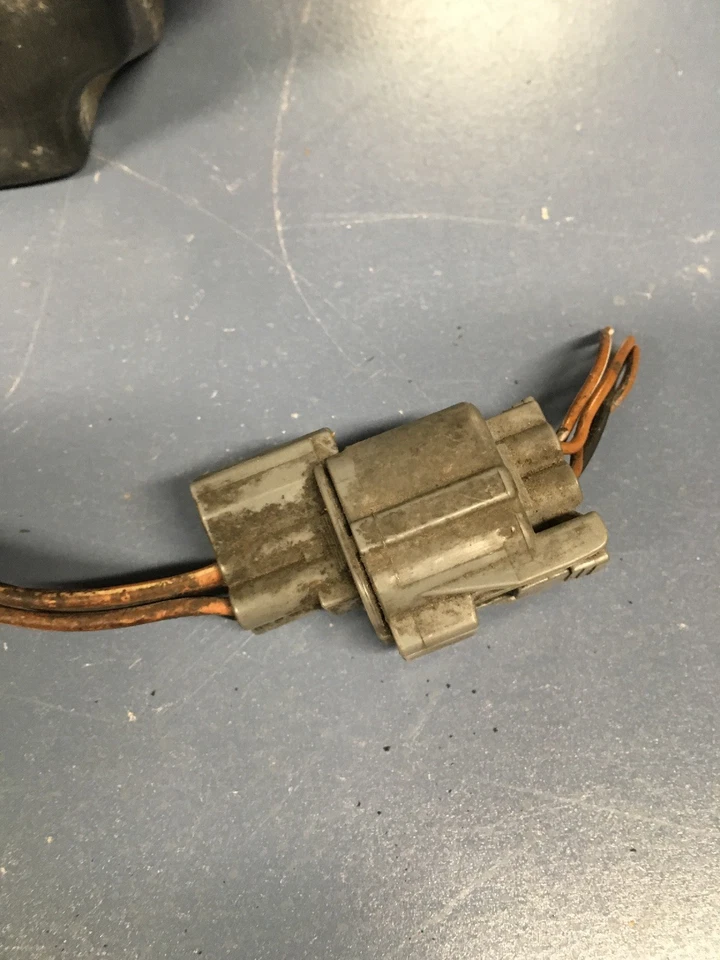 Motor actuador de control de crucero automático Honda Prelude 1997-2001 Foto 3 de 4