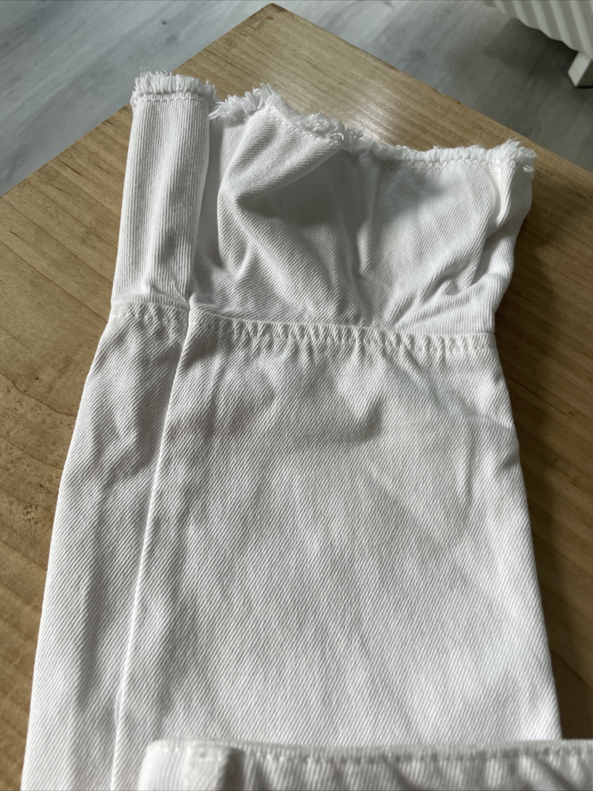 Zara Basic 1975 Women's White Ruffle Hem Cropped … - image 4