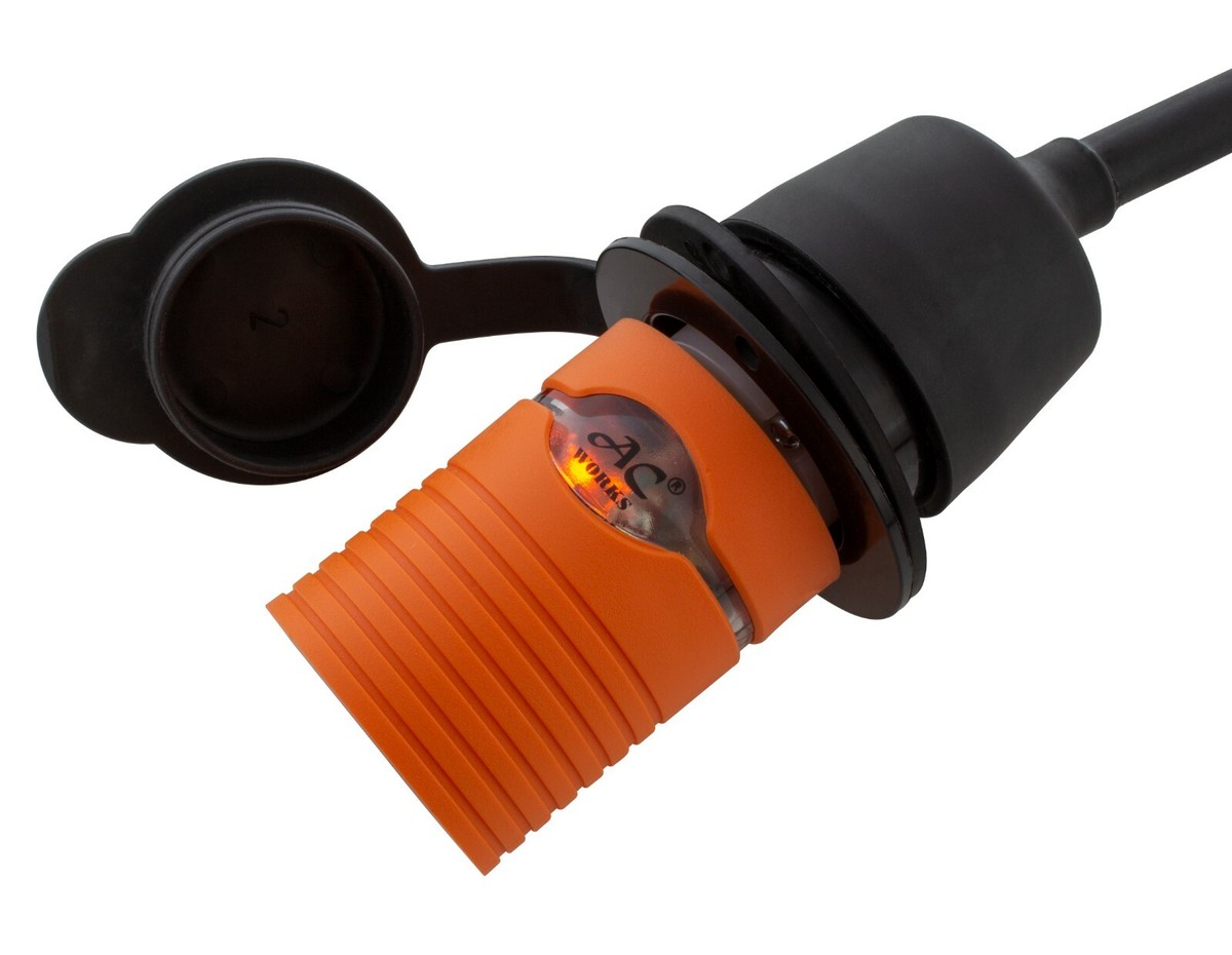 20A NEMA L14-20 Male Plug to 20A 125V NEMA L5-20 Female Connector Adapter 20A NEMA L14-20 Male Plug to 20A 125V NEMA L5-20 Female Connector Adapter
