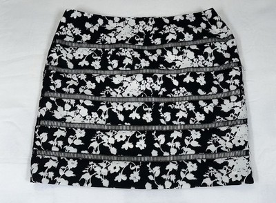 White House Black Market Floral Skirt Short Women s Size 12 White Black