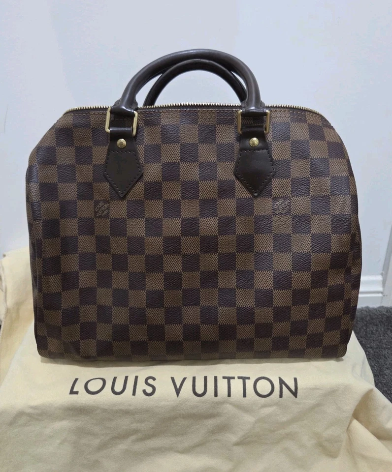 Authentic Louis Vuitton Speedy 30 Damier Ebene Canvas Handbag LV - Image 2 of 4