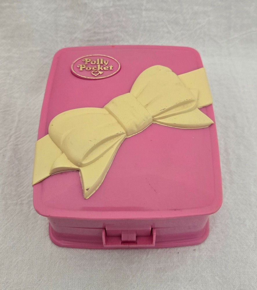 Polly Pocket 1994 Star Bright Dinner Party Pink Box Yellow Bow Complete Bluebird