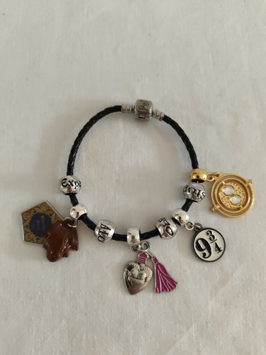 Harry Potter studio London Shop 8 Charms | eBay