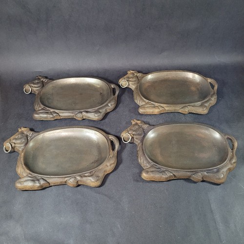 Vintage Cast Iron Bull Steak Warming Sizzler Plate Cattle S50 Taiwan Set of 4