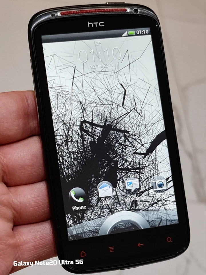 HTC Sensation XE With BeatsAudio Z715e Unlocked Smartphone Immaculate Condition - Image 3 of 4