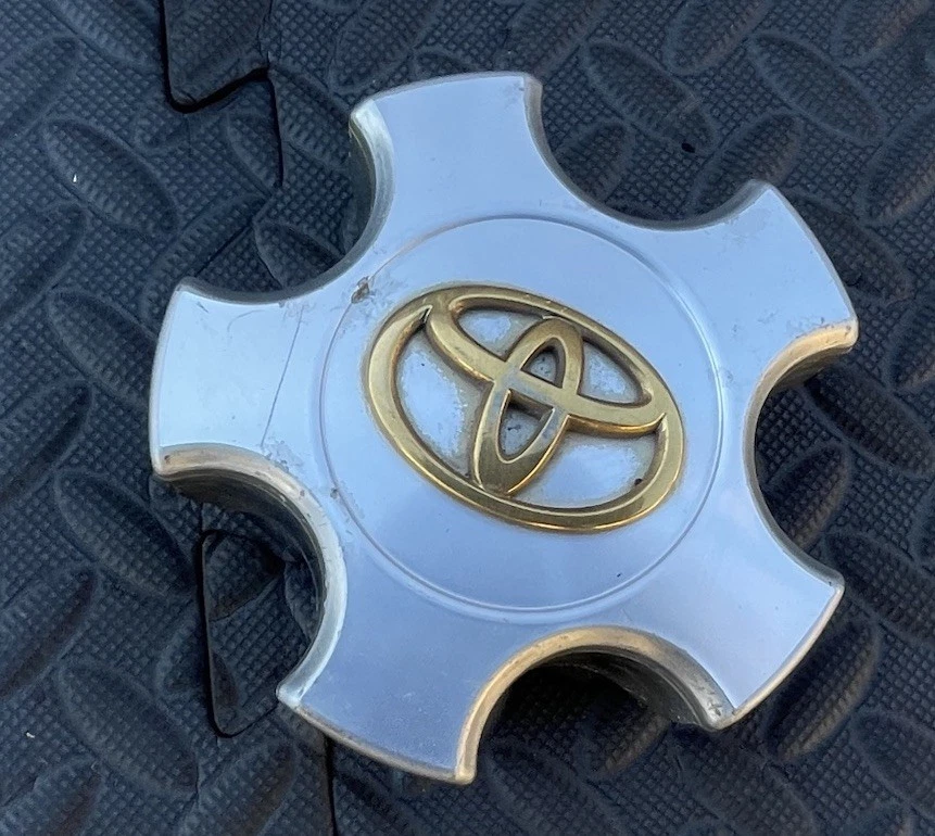 Tapacubos 17" Toyota Avalon 2005-2010 42603-AC050 Foto 2 de 4