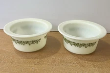 2 Vintage Pyrex Spring Blossom Crazy Daisy Butter Tubs