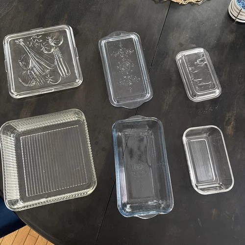 Vintage Refrigerator Federal Glass Box