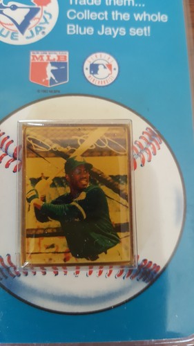 TORONTO BLUE JAYS DEVON WHITE LAPEL PINS (2) *NEW IN PACKAGE* - Picture 2 of 3