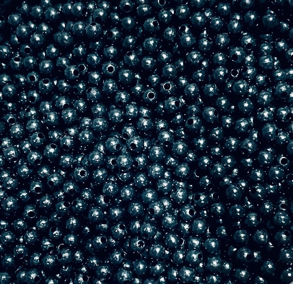 1000 pcs Small 4mm Black Acrylic Spacer Beads - Image 4 of 4