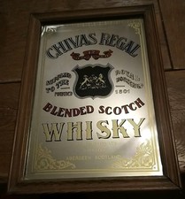 - VINTAGE -  Miroir Publicitaire Ancien  Whisky CHIVAS REGAL - Bar - 23,5x33,5cm