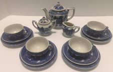 Occupied Japan Blue Willow Porcelain Child  s Doll Tea Set 17 Pieces
