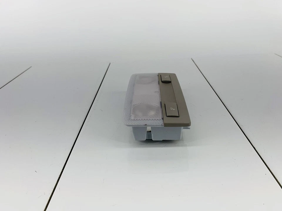 12-15 CHEVROLET VOLT TRASEIRO SUPERIOR FORRO CÚPULA LÂMPADA DE LUZ INTERIOR FABRICANTE DE EQUIPAMENTO ORIGINAL - Imagem 3 de 4