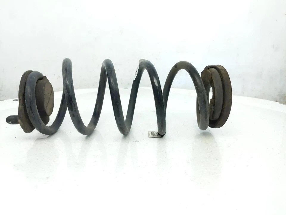 2018-2022 Honda Accord Rear Single Coil Spring - 1.5T Sport 52441-Tva-A03 - Image 4 of 4