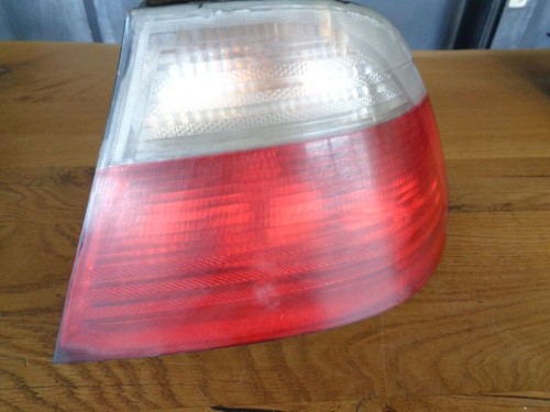 Rückleuchte rechts Rücklicht 63218383100 BMW 316 E46
