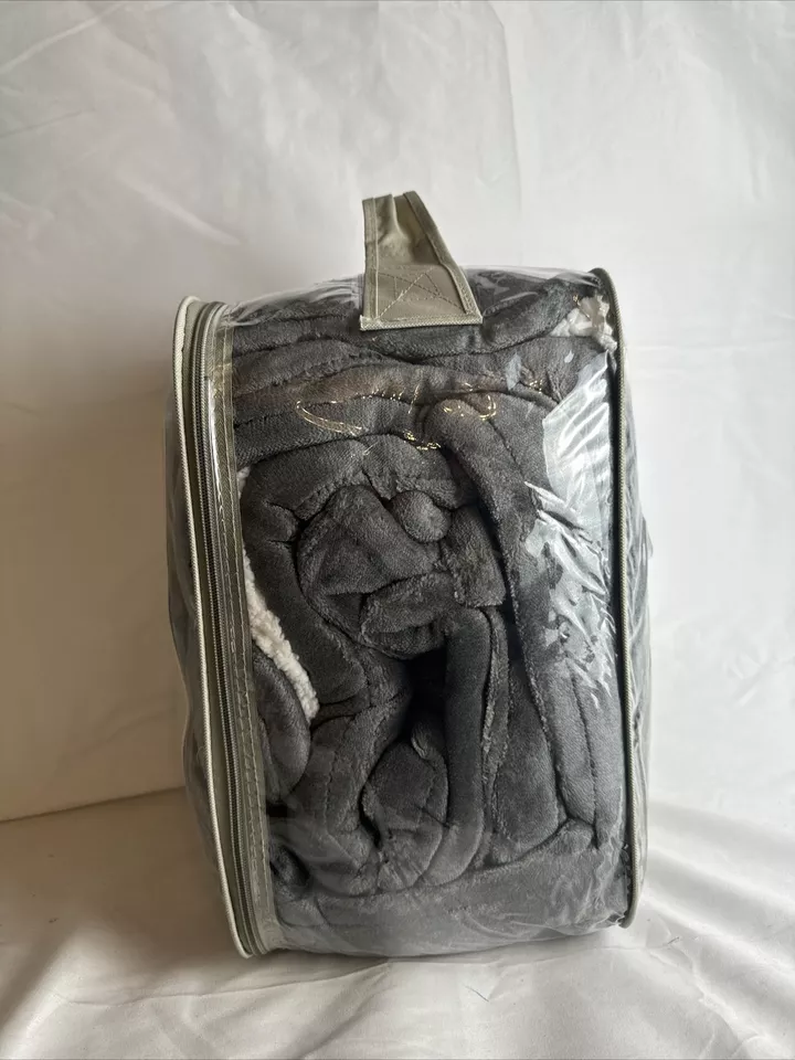 Woolrich Luxury Heated Blanket 84 In By 90 In Queen 2 Controllers - Image 3 of 4