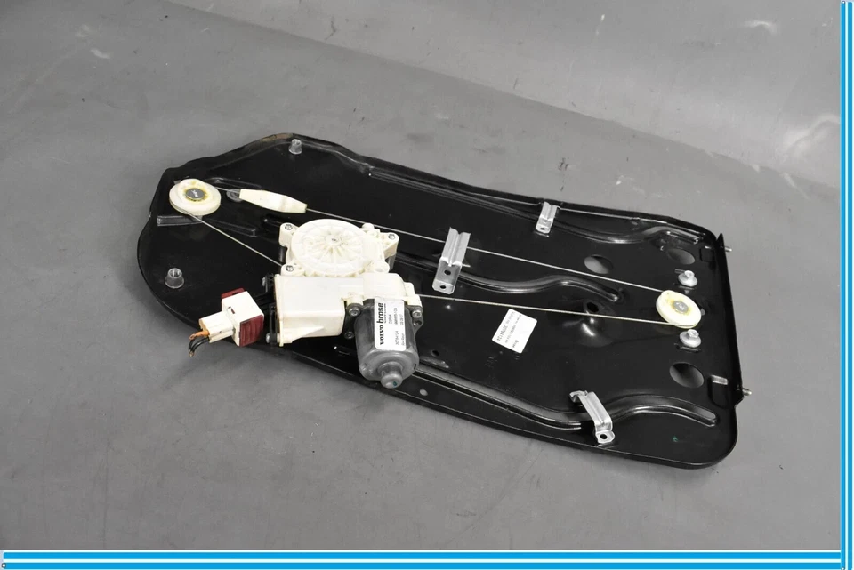 06-09 Volvo C70 Convertible Cuarto Trasero Derecho Ventana Regulador con Motor OEM Foto 3 de 4