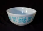 VINTAGE PYREX Butterprint Amish Mixing Bowl – 2.5 Qt – Turquoise Pattern 403