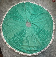 Christmas Tree Candy Cane Candles Green White Red 48” Tree Skirt