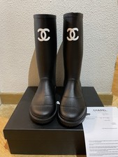 Chanel Rubber Rain Boots || Fashion Style Bla...
