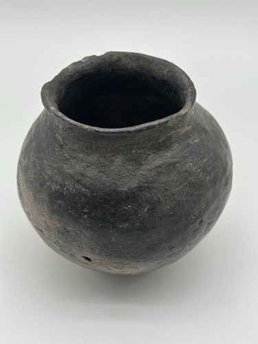 Early Century (1800s to pre-historic?) Possibly Native American Pot, SW U.S.?