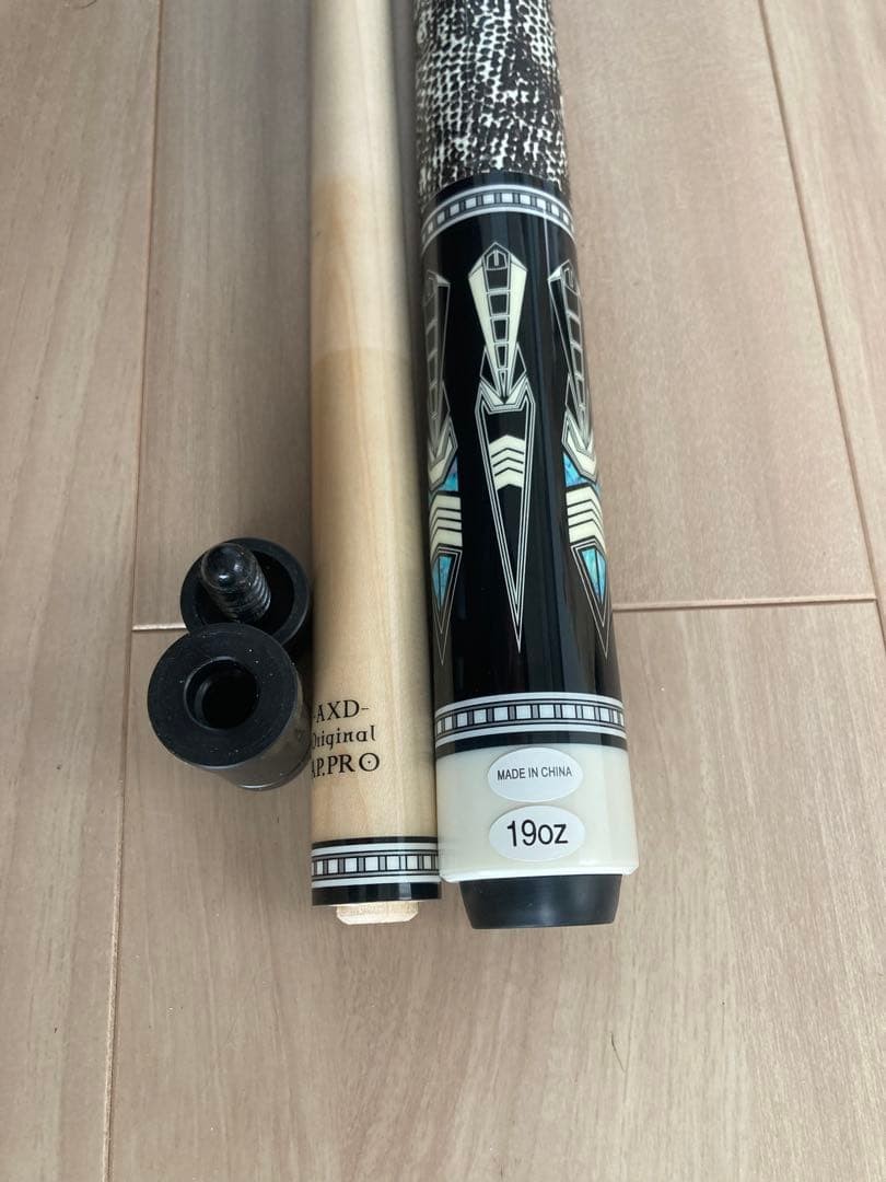 KONLLEN AXD Original AP.PRO Billiard Cue Black & White Decor Used