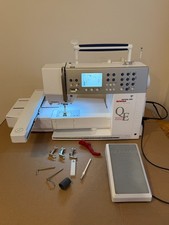 Bernina Aurora 440 QE computerized, embroidery sewing machine