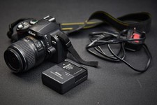 Nikon D40 + 18-55mm Kit Lens – Used – Untested Battery – Priced to Sell