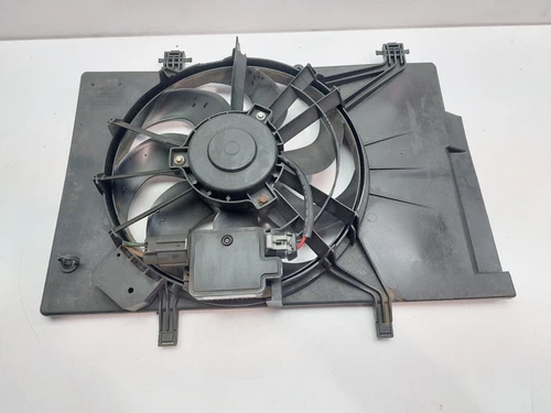 FORD FIESTA MK7.5 1.5 DIESEL COOLING FAN SHROUD ASSEMBLY WITH MOTOR 2016 - Picture 10 of 17