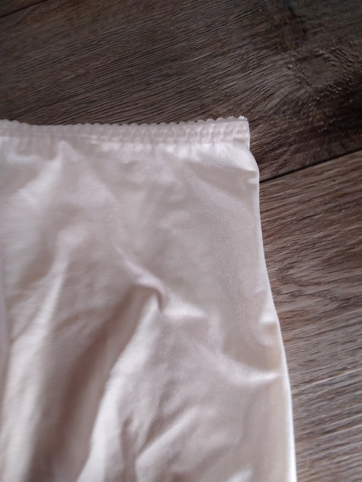 VTGE Hanes 0500 Beige Second Skin Satin Shaping Brief Shaper Granny