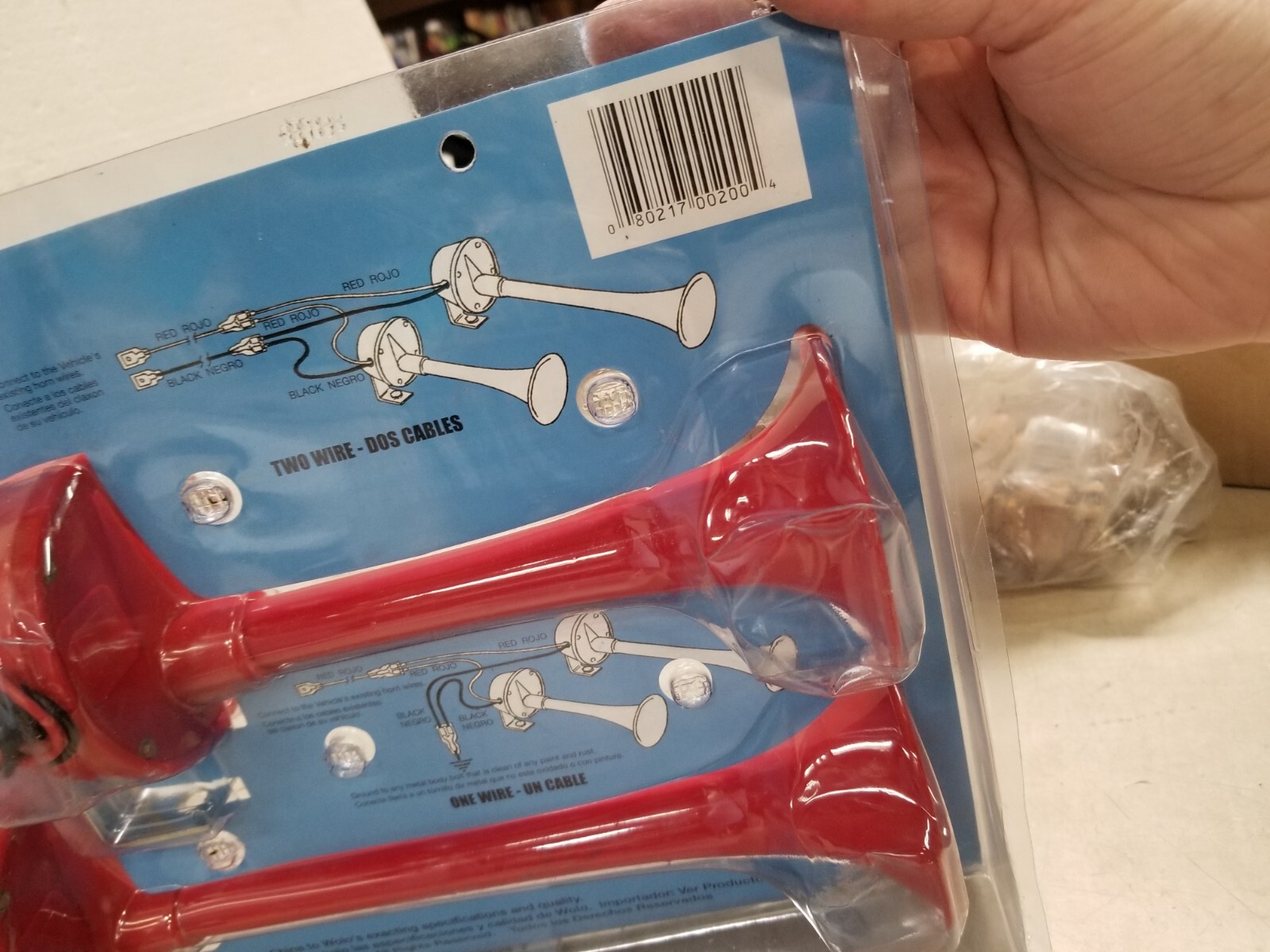 Wolo 200 Twin Power Red Plastic Trumpet Horns-12V, Low and High Tone