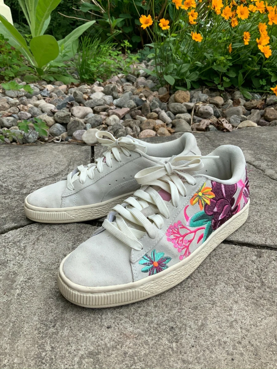 Velvet puma sneakers on sale
