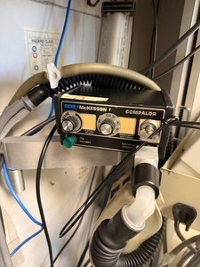 McKesson Compalor Nitrous Oxide Flowmeter 70-3500-30 w/ Hoses – Dental Wall Uni