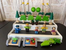 PLAN TOYS? PlanCity? Lot 30 Wooden Trees, Street Lights, Twist/Sit Figures +More