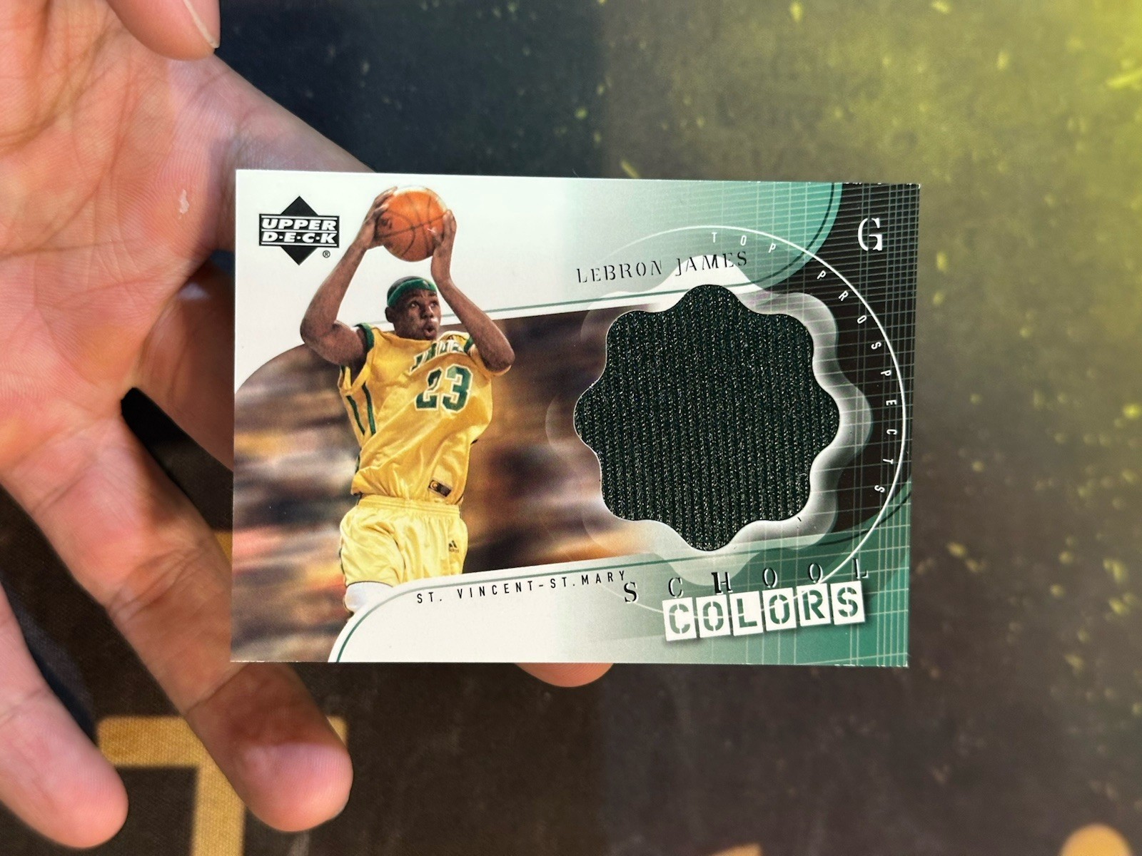 2003 UD Top Prospects School Colors Jerseys LeBron James