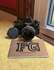 Nikon FG 35mm Film SLR Camera in Black with Nikkor 50mm 1.8 Lens + Cap & Manual