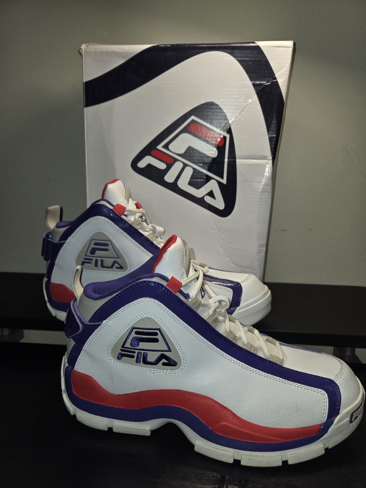 Size 11 Fila Grant Hilll 2 Basketball Shoe Piston colors